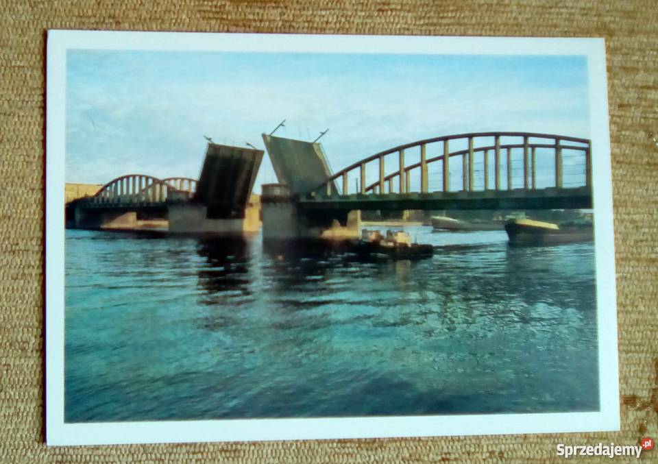 WIDOK NA MOST ZWODZONY W PETERSBURGU Piszczac