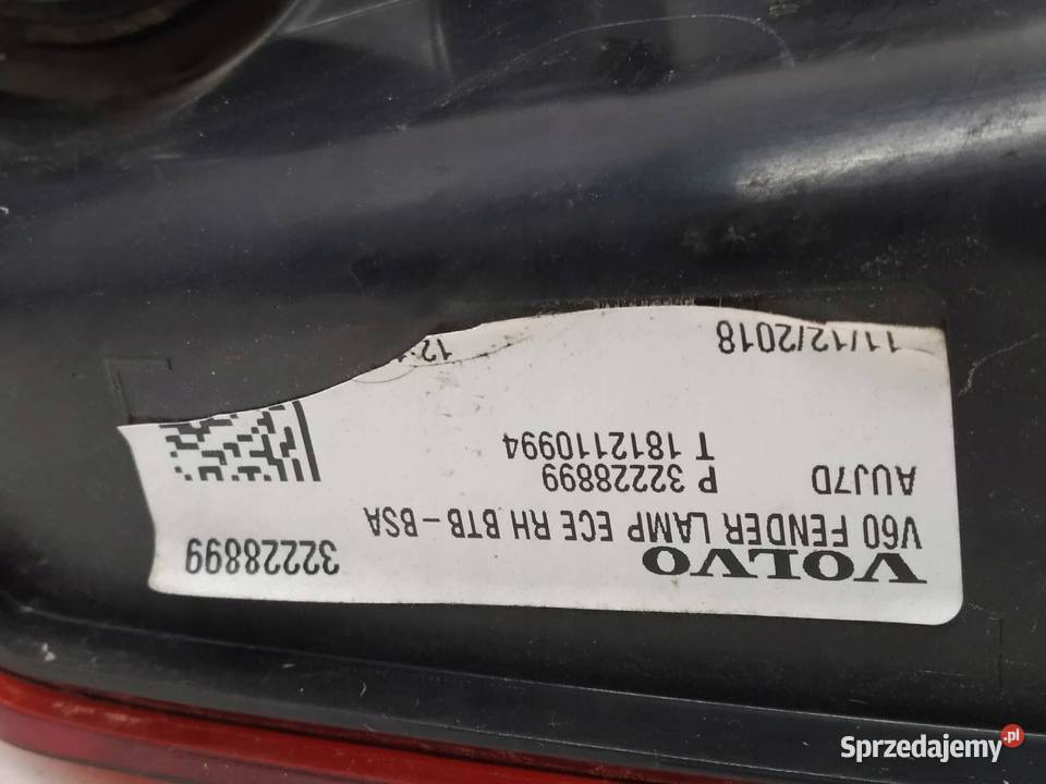 LAMPA TYŁ PRAWA KOMBI LED 32228899 Volvo V60 II Rok produkcji 2019 świętokrzyskie