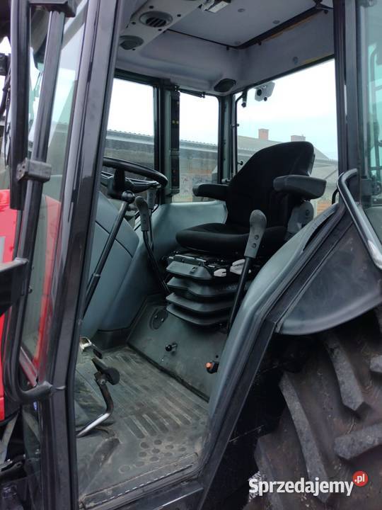 Ciągnik rolniczy Massey Ferguson 4455 Valtra Massey Ferguson