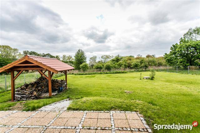 DOM Jeżów Sudecki strych