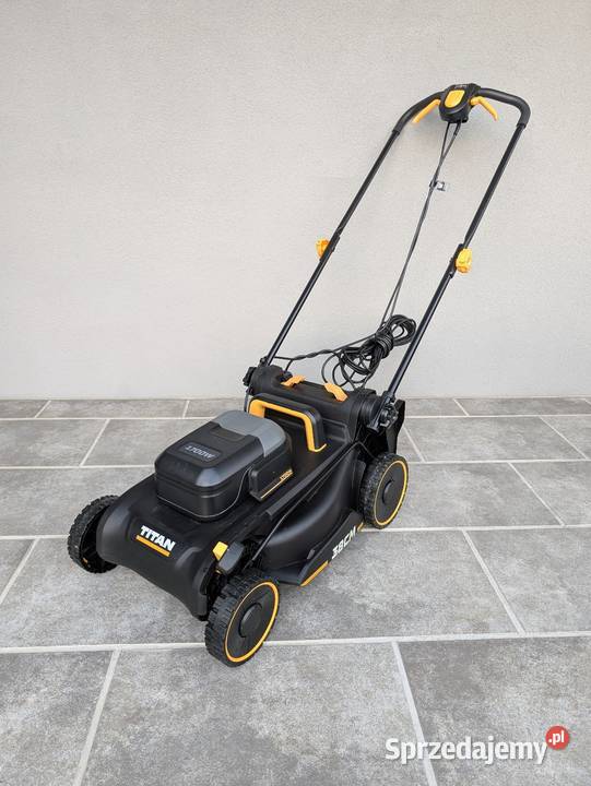 Kosiarka elektryczna TITAN 1700W 38 Korczyna
