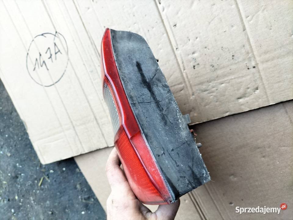 VOLVO V40 KOMBI LAMPA TYŁ TYLNA LEWA Kamień-Kolonia sprzedam