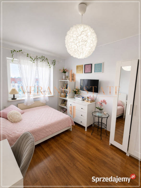 Apartament 80 m dwupoziomowy 3 balkony oddzielna kuchnia Mieszkania Tarczyn