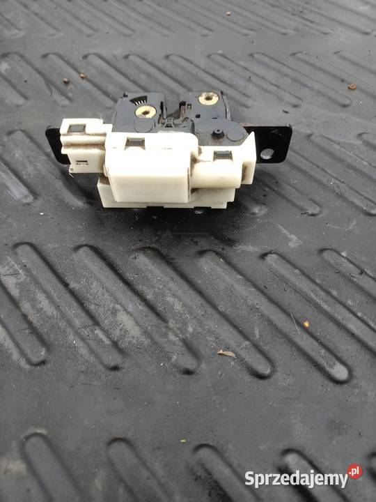 Zamek bagażnika renault scenic II Szczecin