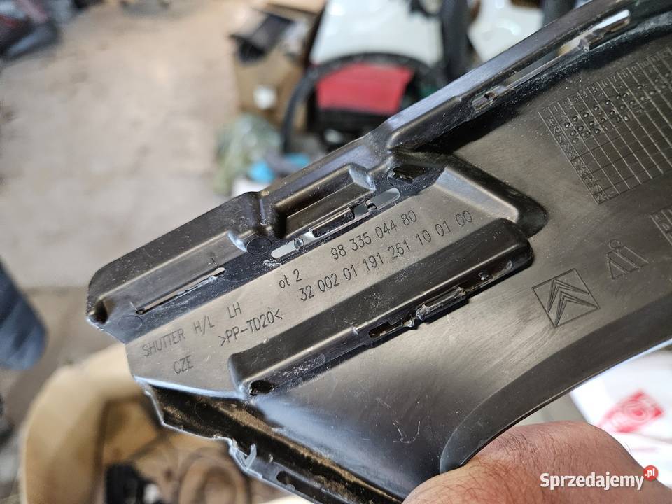 CITROEN C3 III LIFT KRATKA RAMKA LEWA ZDERZAKA osobowe Międzychód