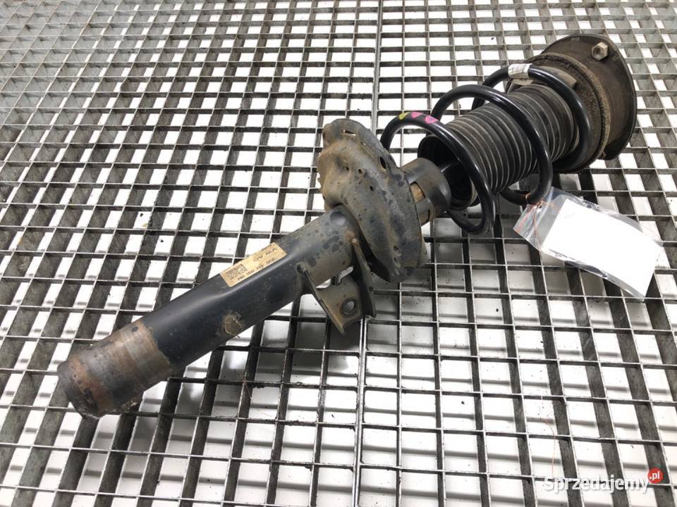 AMORTYZATOR PRAWY PRZÓD ZE SPRĘŻYNĄ VW PASSAT B8 Amortyzatory