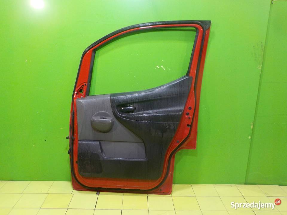 NISSAN NV200 10r VAN drzwi prawe przod Suków