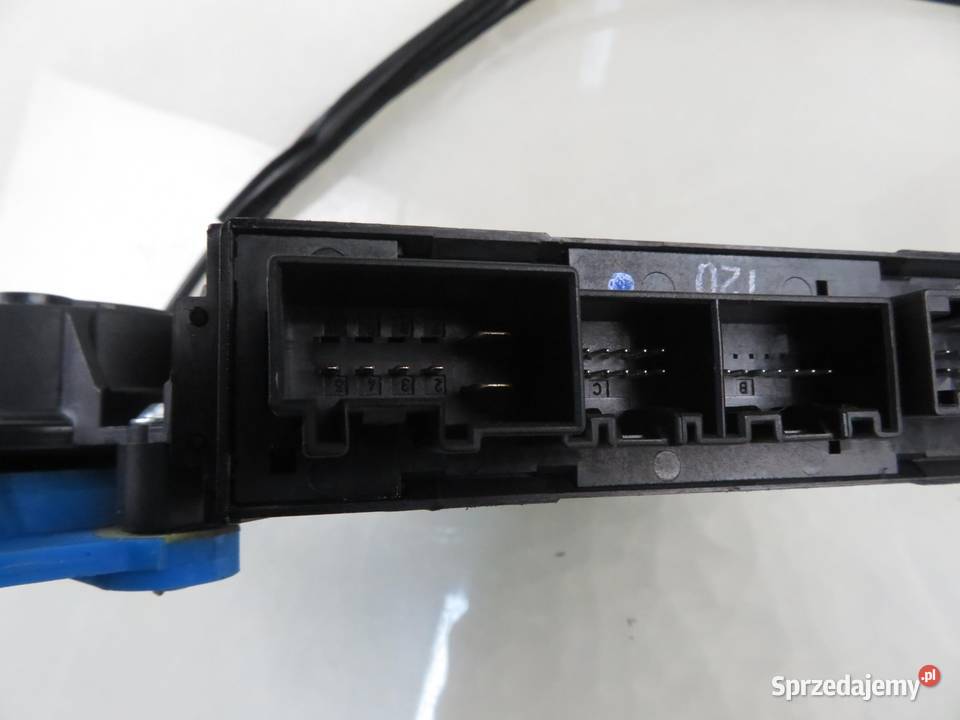 PODNOŚNIK SZYBY PRAWY PRZEDNI AUDI A4 B6 osobowe Mechanizmy opuszczania szyb Wyposażenie wnętrza