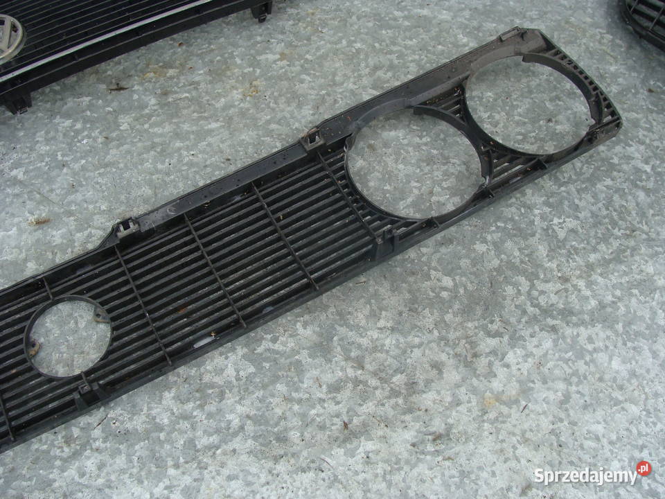 VOLKSWAGEN VW PASSAT MK1 B1 GRILL ATRAPA sprzedam