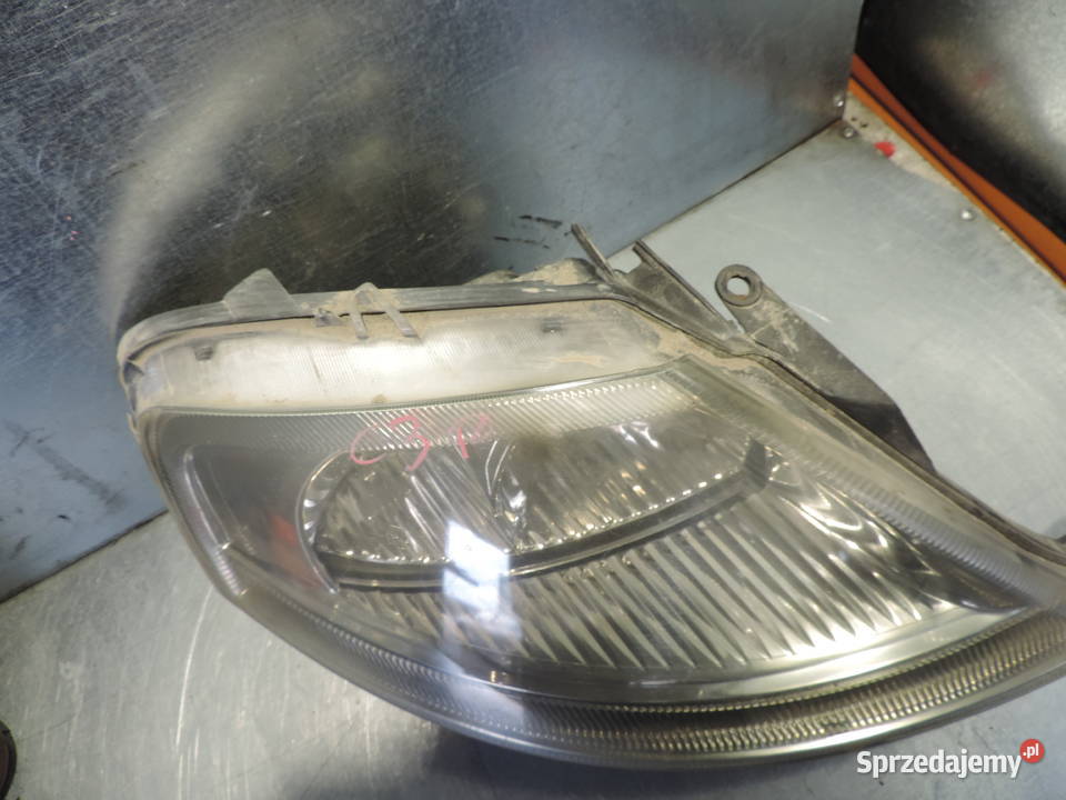 REFLEKTOR PRAWY LAMPA PRAWY PRZÓD CITROEN C3 1 I Nowy Sącz
