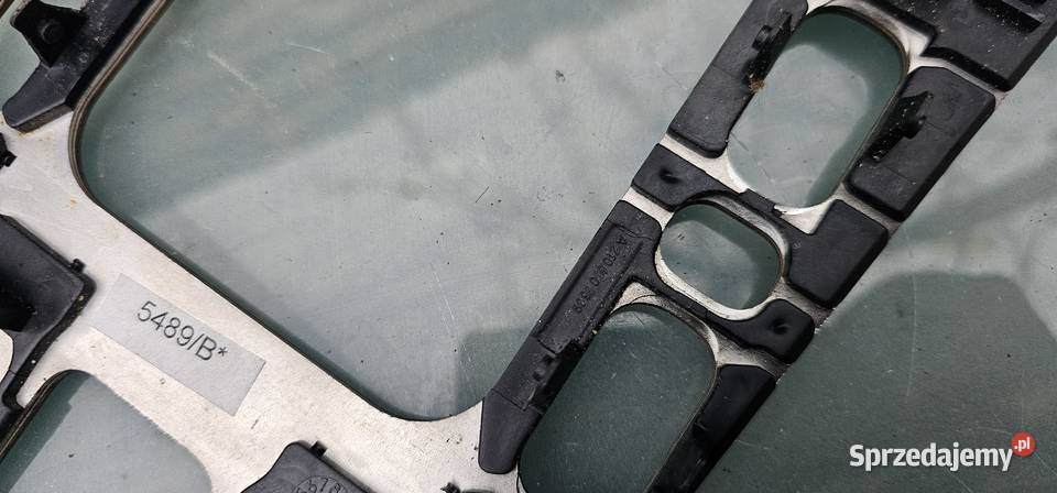 Ramka wybieraka mercedes w210 2106808639 Rok produkcji 1999 Zbąszyń