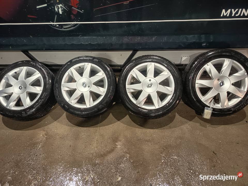 Sprzedam felgi Reno 17 z oponami Sieradz