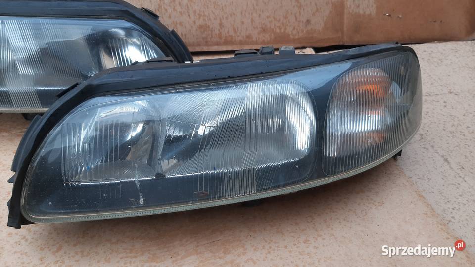 lampa prawa 89004806 lewa 89004805 Volvo v70 II osobowe dolnośląskie Dębno
