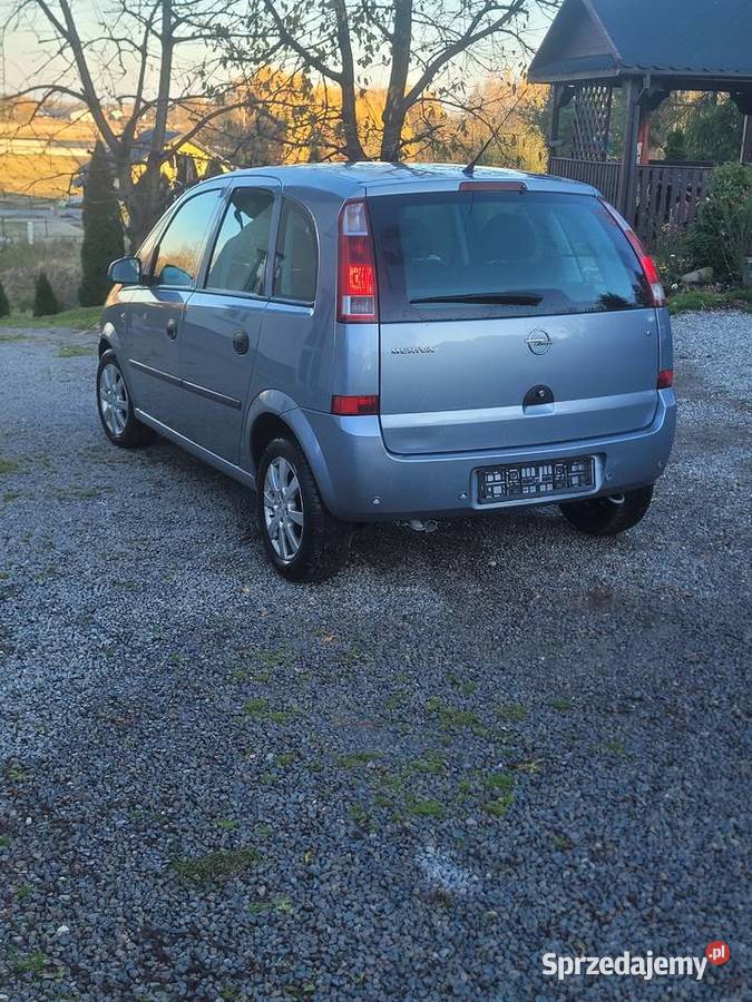 Opel Meriva szary Jarosław
