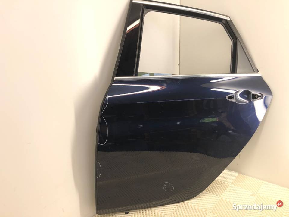 DRZWI LEWY TYŁ BMW F45 Minivan Imperial Blau Drzwi sprzedam