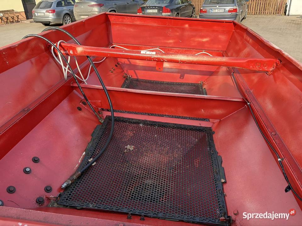 Rozsiewacz nawozów Lely Centreliner siewka Kuhn Myszyniec