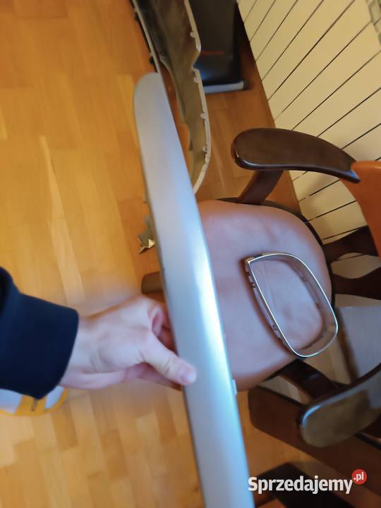 Listwa kratka zderzaka przedniego bmw e87 Rok produkcji 2004 Osobnica sprzedam