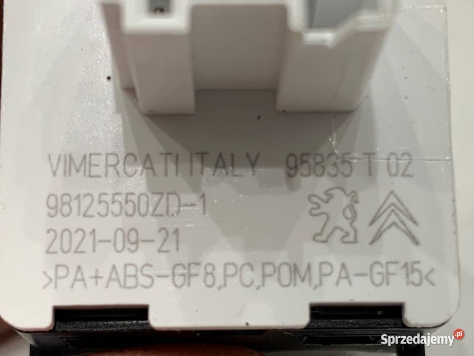 PRZEŁĄCZNIK REGULACJI ŚWIATEŁ TOYOTA PROACE