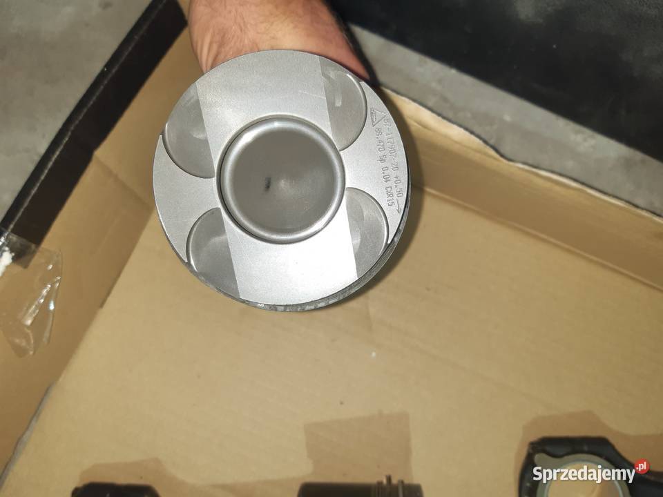 Tłoki korbowodowe NURAL Mercedes Sprinter 27 CDI