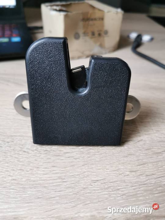 NOWY ZAMEK KLAPY BAGAŻNIKA TYŁ 1S0827505D VW UP Luzino sprzedam