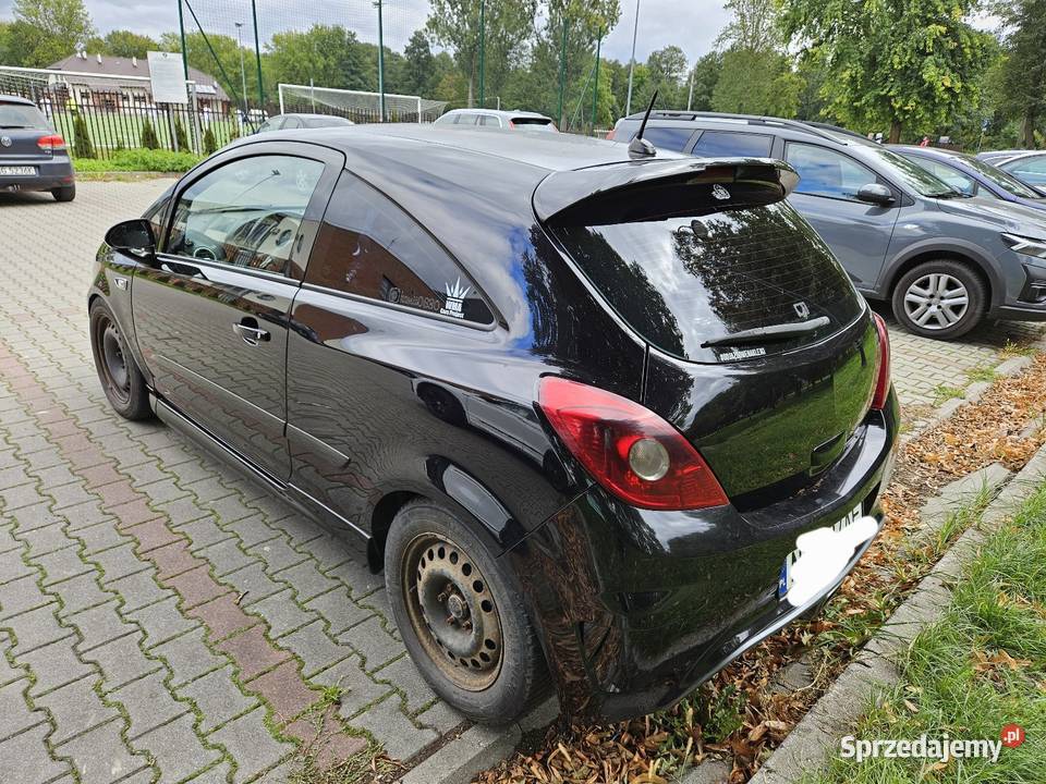 Corsa d opc uszkodzony Głosków-Kolonia sprzedam