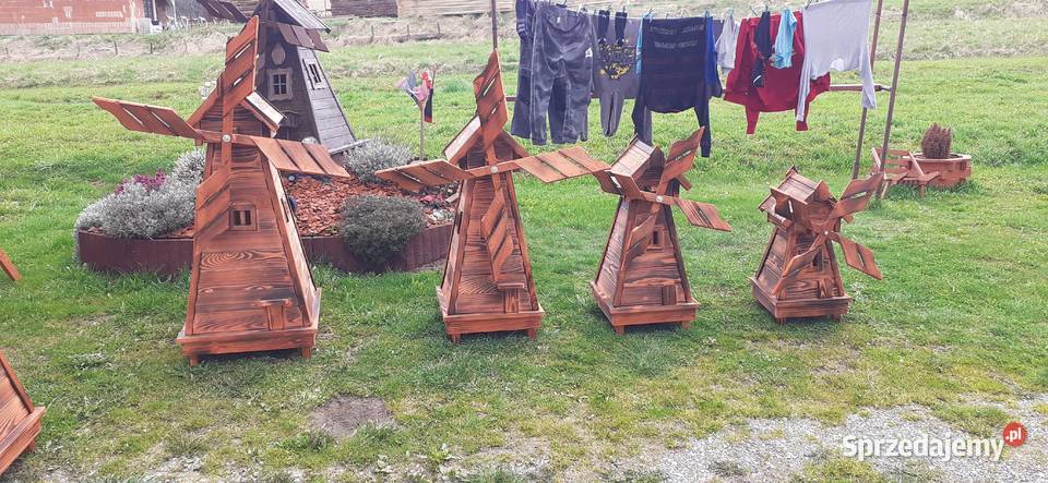 Wiatrak ogrodowy drewniany drewno