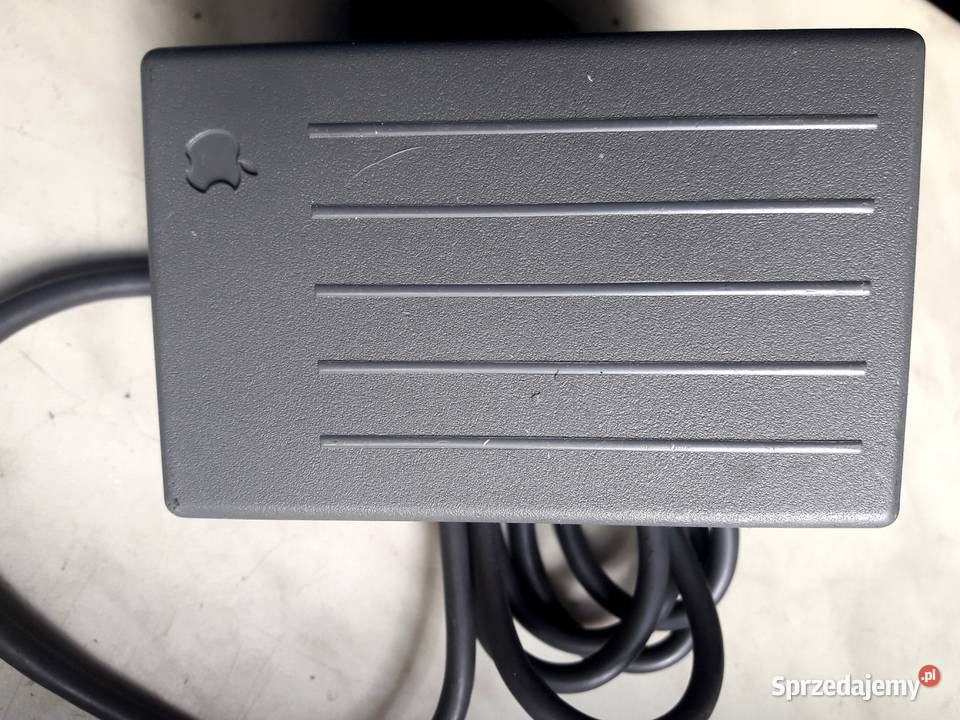 Macintosh PowerBook AC Adapter 75 V niesprawny