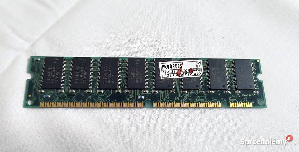 Pamięć SDRAM 32 MB produkcji Siemens Schweiz AG Poznań