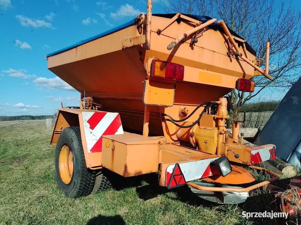 Rozsiewacz wapna piaskarka solniczka wielkopolskie Jędrzejewo sprzedam