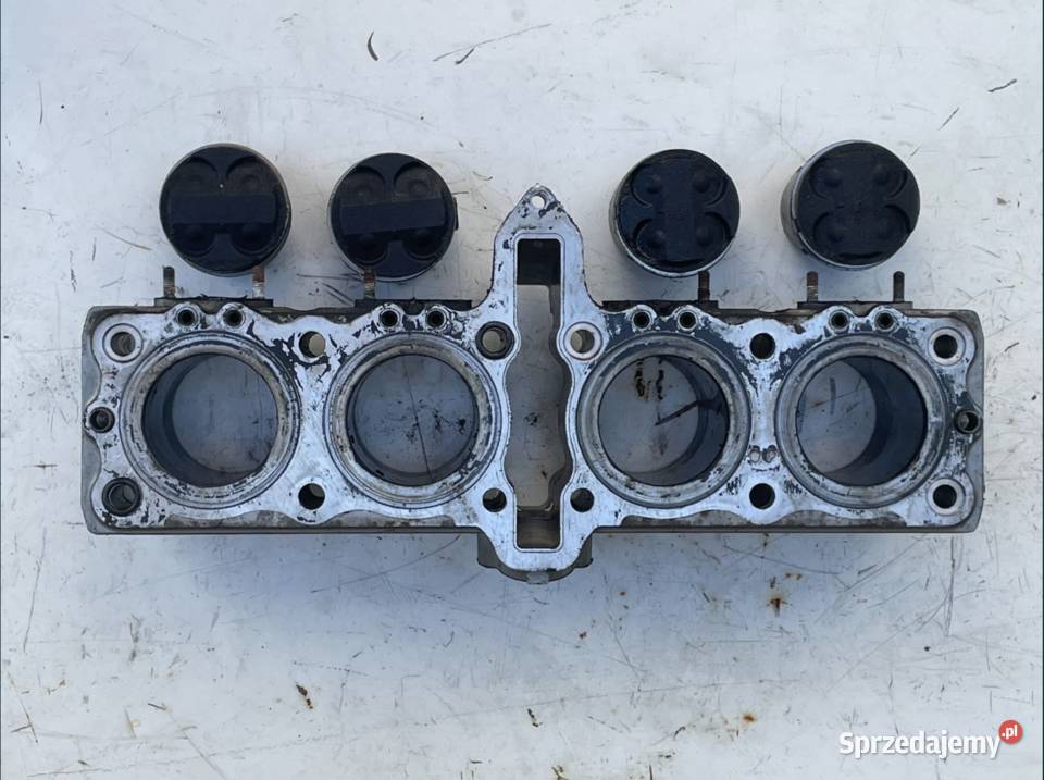 cylinder tłoki Suzuki GSF 600 BANDIT Ostrzeszów sprzedam