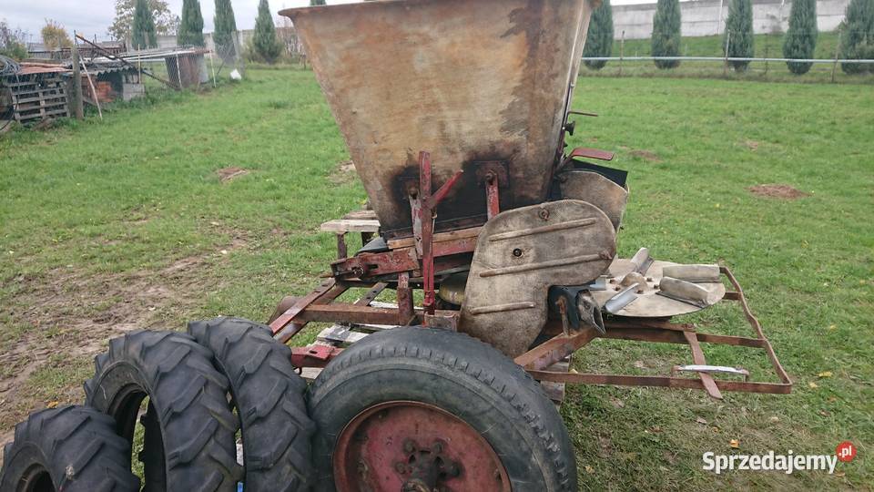 Rozsiewacz do nawozów KOS SPRAWNY nieuszkodzony Kłaj