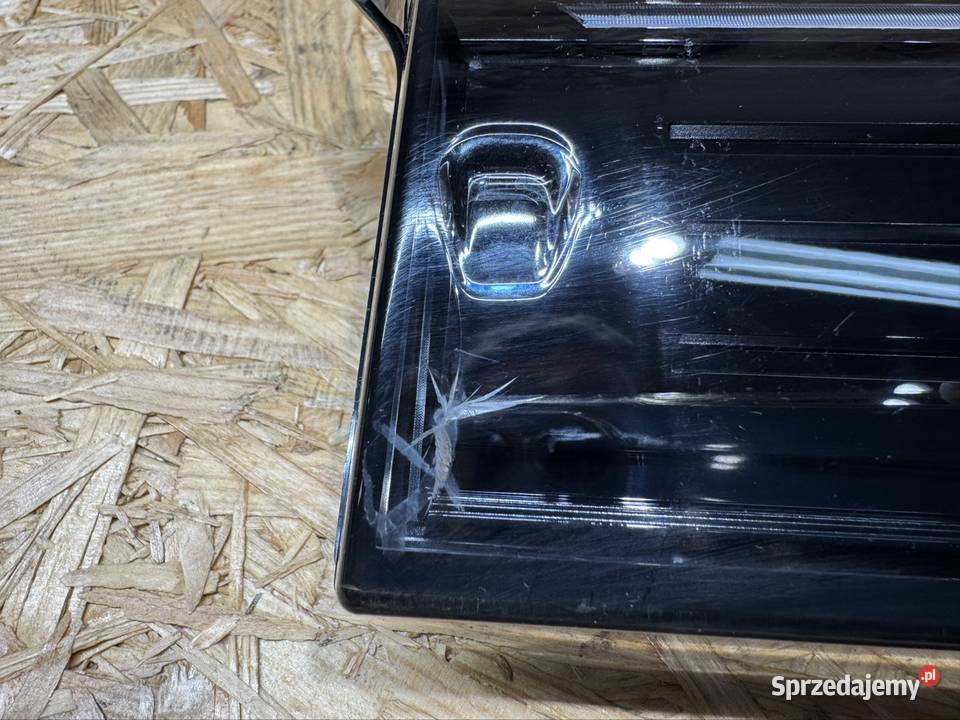 Lewy led grilla atrapy Tiguan 3 III 571 Rok produkcji 2025 Sieraków