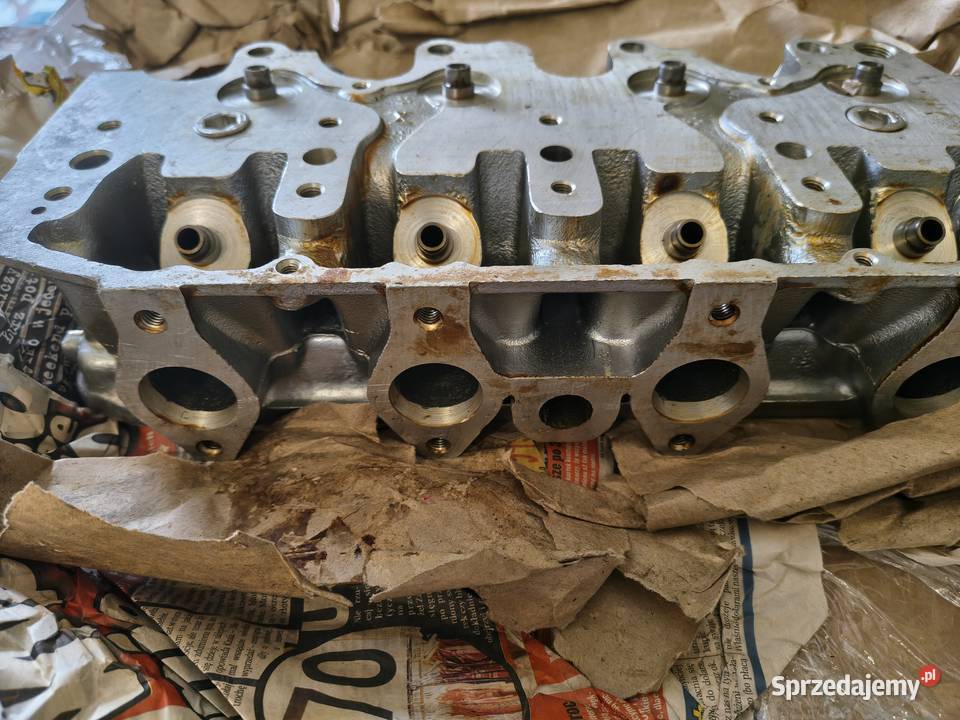 Głowica fiat 125p nowa Głowice cylindrów Iłża
