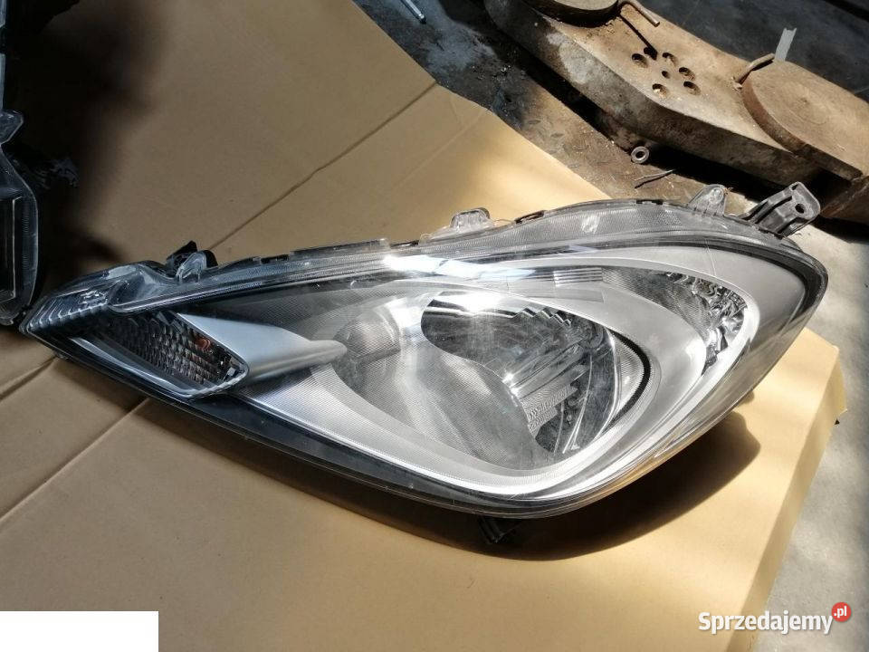 Honda jazz 08 lift komplet reflektorów osobowe Karoseria Części sprzedam