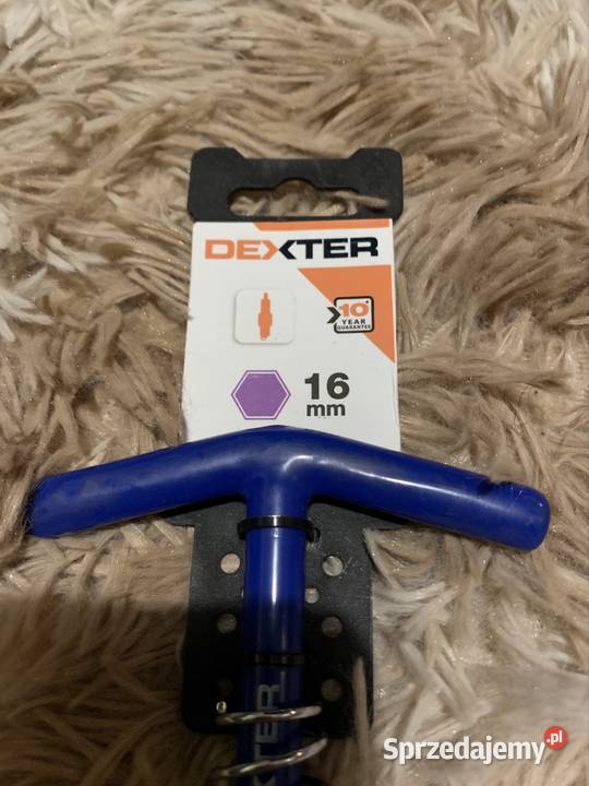 Klucz do świec DEXTER rozmiar 16 Nowy