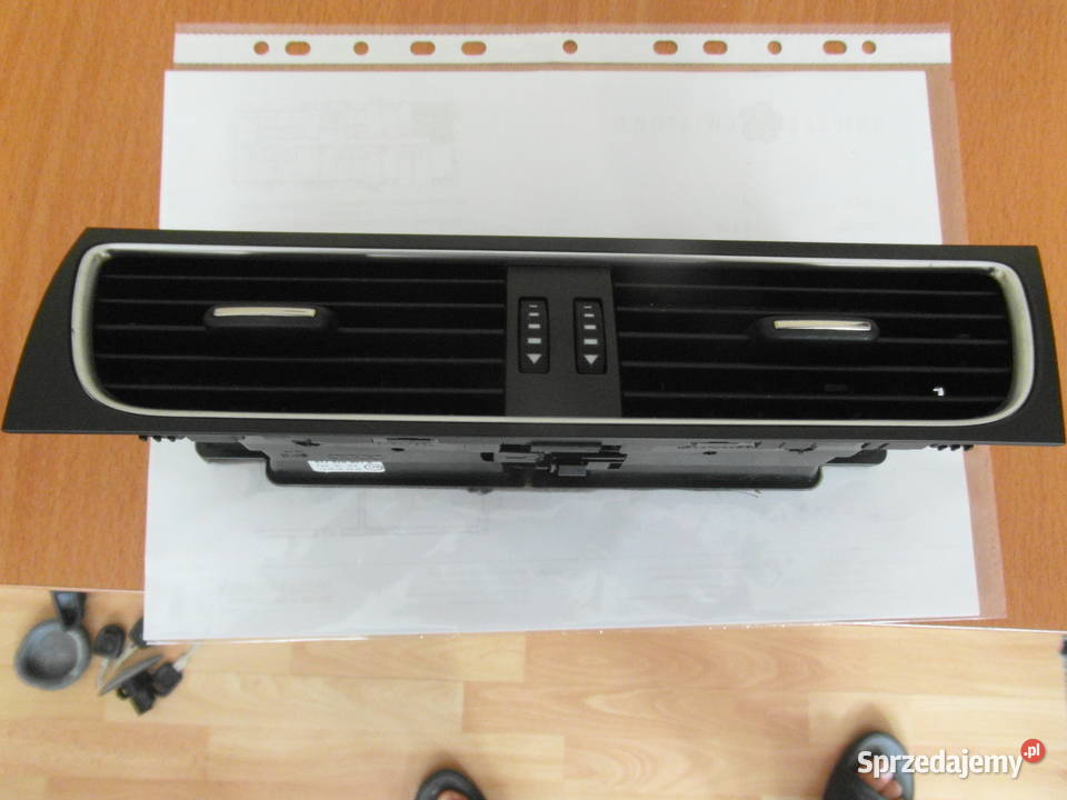 KRATKA NAWIEWU AUDI a4 s4 a5 s5 8k2820951b Szczecin