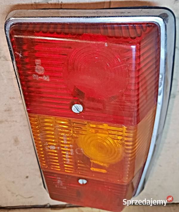 Lampa tylna zespolona prawa Warszawa Nysa wielkopolskie Ostrów Wielkopolski