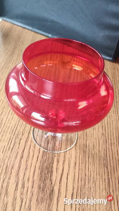 Wazon puchar szklany czerwony rubinowy Zamość