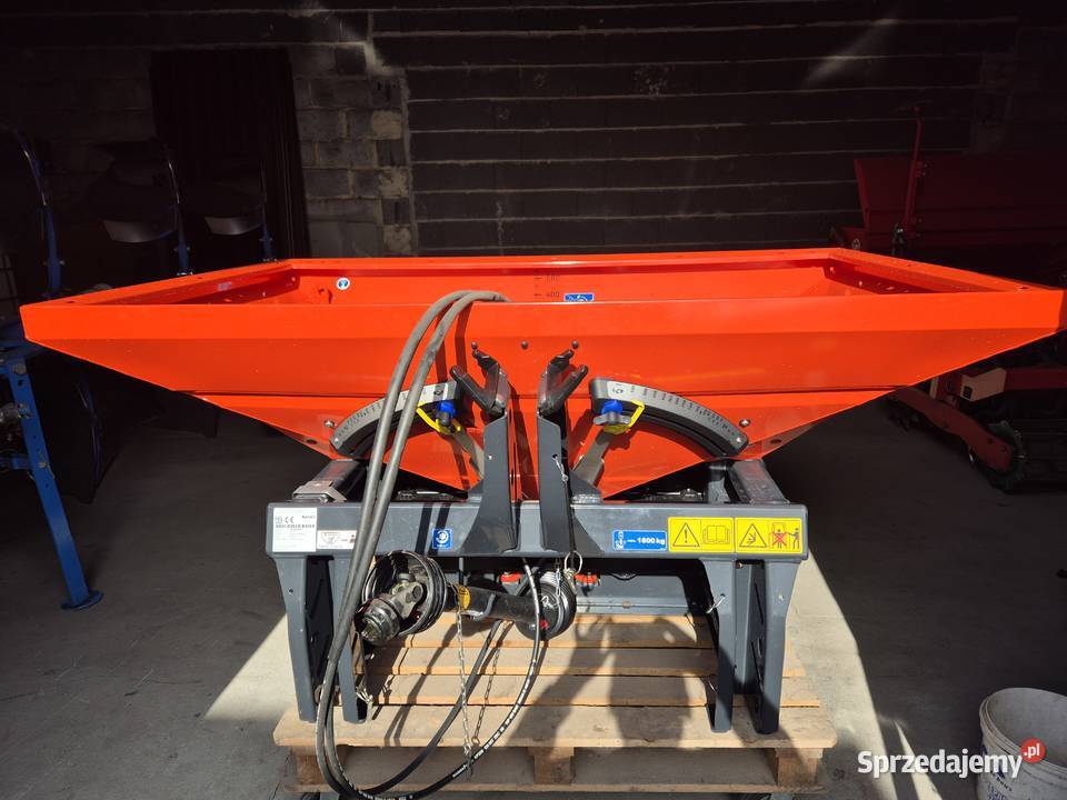 Rozsiewacz nawozów Rauch MDS 182 2024 Rozsiewacze nawozów Bogdanów