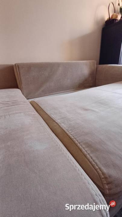 Narożnik beżowy z funkcją spania