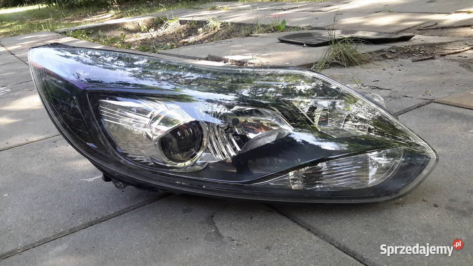 Focus Mk3 2012 Czarny Xenon Lampy przednie Pruszków