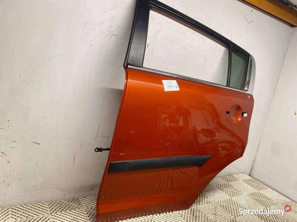 DRZWI LEWY TYŁ KIA SPORTAGE III SUV D2A TECHNO