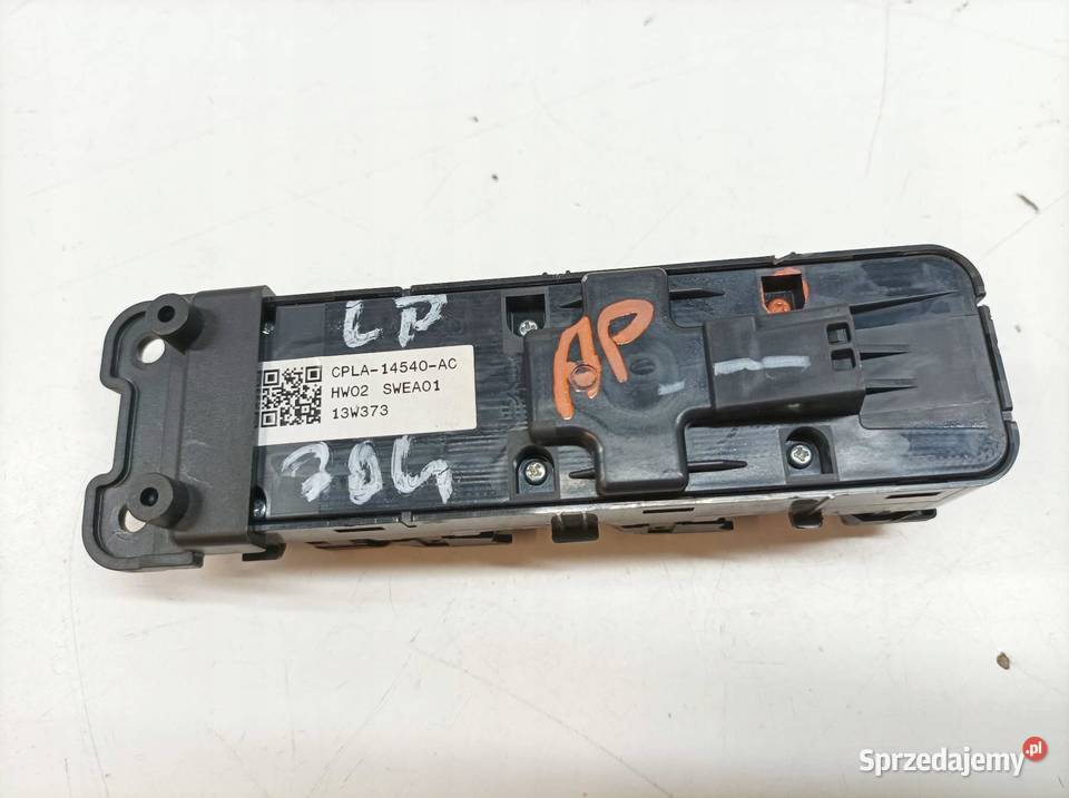 PRZEŁĄCZNIK SZYB LEWY PRZÓD KIEROWCY CPLA14540AC osobowe