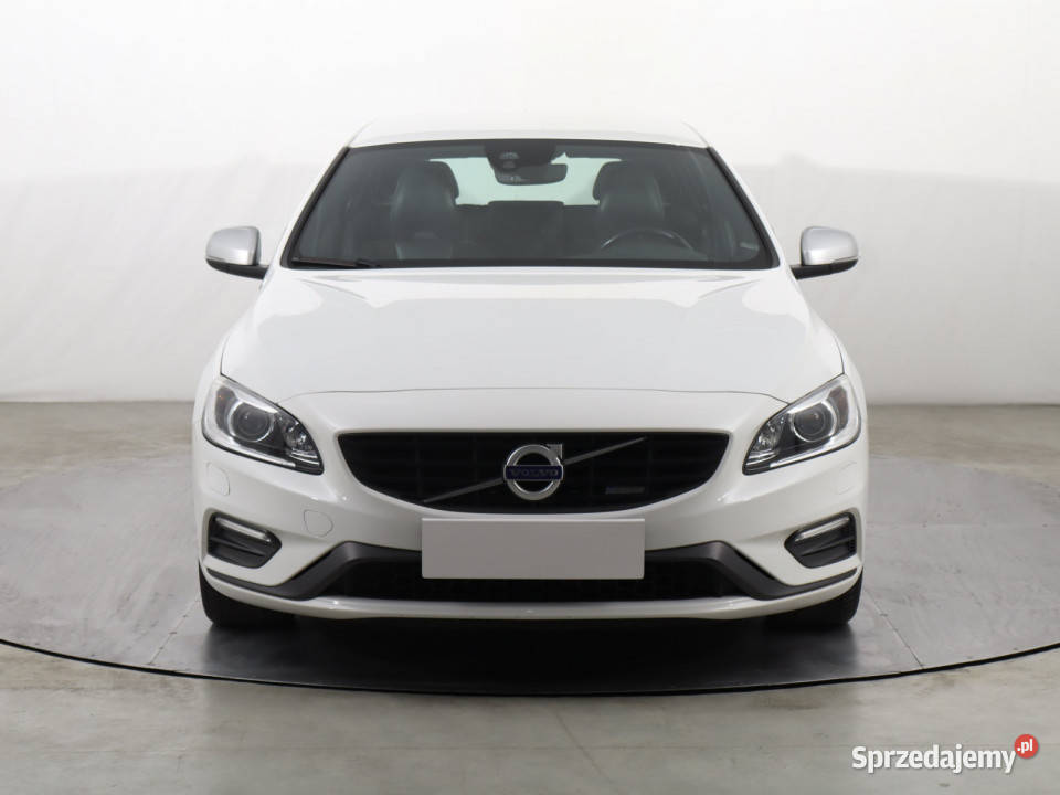 Volvo V60 T3 16