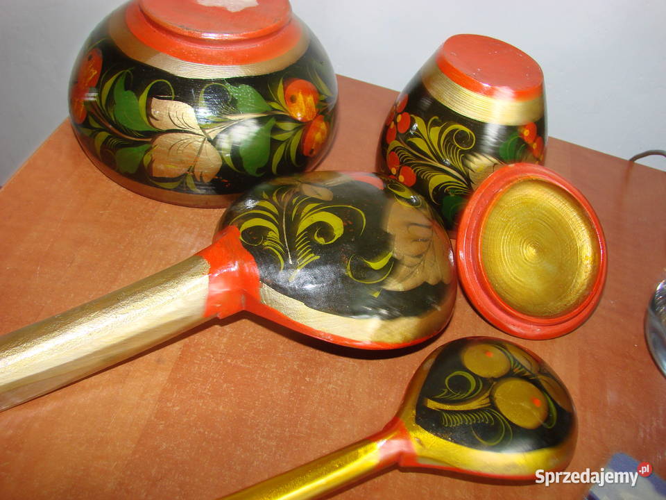 drewniane kolorowe łyżki naczynia sprzedam