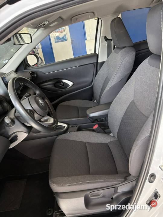 Toyota Yaris Cross Rezerwacja Rok produkcji 2023 Tarnowskie Góry
