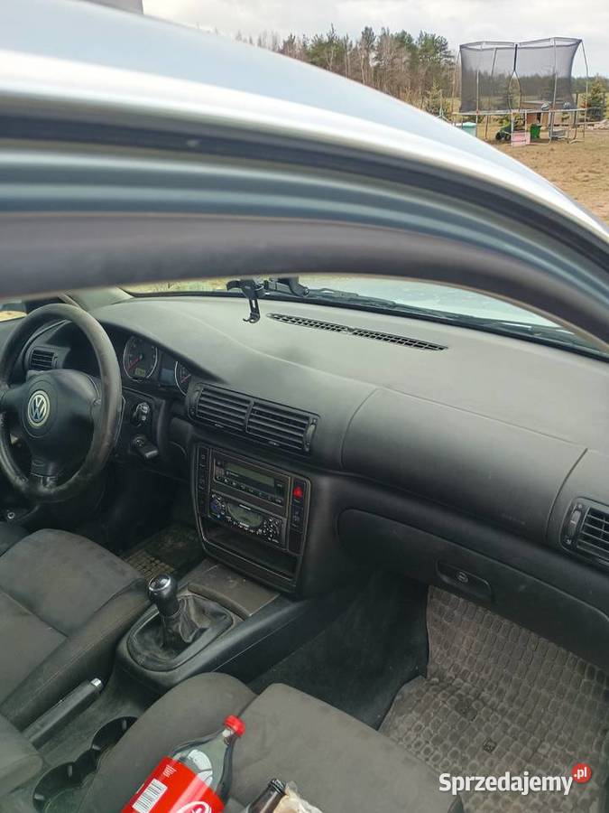 VW passat B5 sedan liftingu 20bezynagaz 2001r Bałtów sprzedam