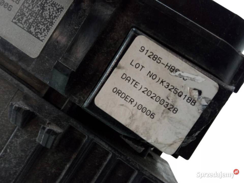 SKRZYNKA BEZPIECZNIKÓW K325Q18B 91285H8860 Kia Rok produkcji 2020