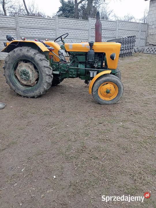 sprzedam Ursusa c330 Napęd 2x4 Myszków sprzedam