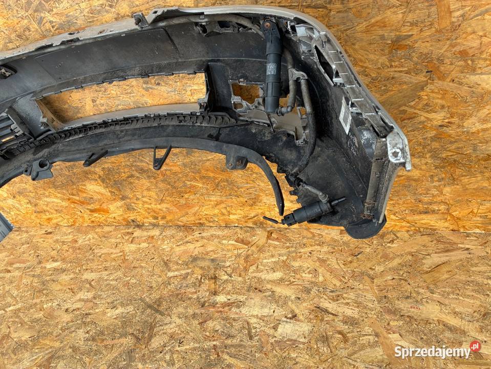 Vw Golf V 5 kod lak LA7W ZDERZAK PRZÓD PRZEDNI Słowikowo sprzedam